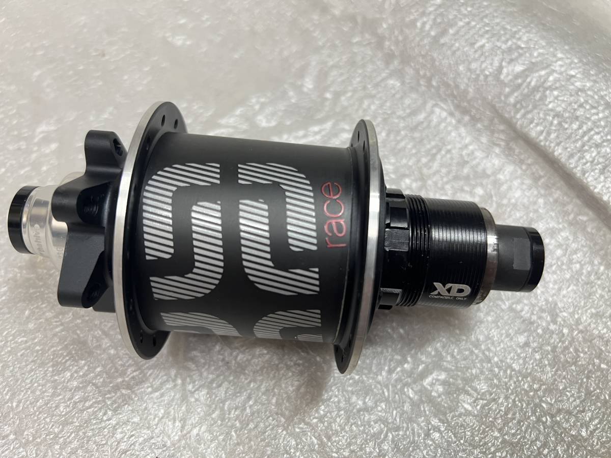 e*thirteen e13 TRS Race Carbon Rear Hub 28H 12x142mm SRAM XD Driver 6-Bolt NOS