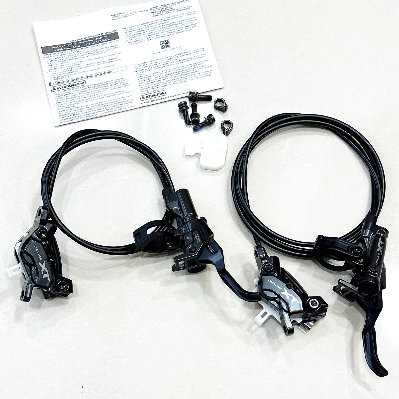 Shimano XT BL-M8200 BR-M8220 Hydraulic Disc Brake Set 4-Piston Caliper MTB Bike