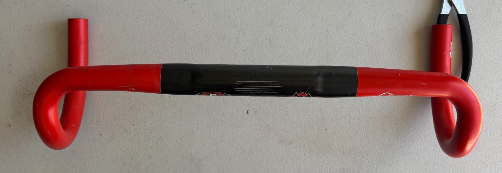 Easton EC90 Equipe SLX Carbon Handlebar 44 cm width x 31.8 mm clamp