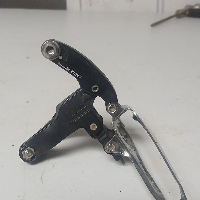 Clamp-On Front Derailleur 28.6mm Bottom Pull 2x Double Road Bike Black/Silver