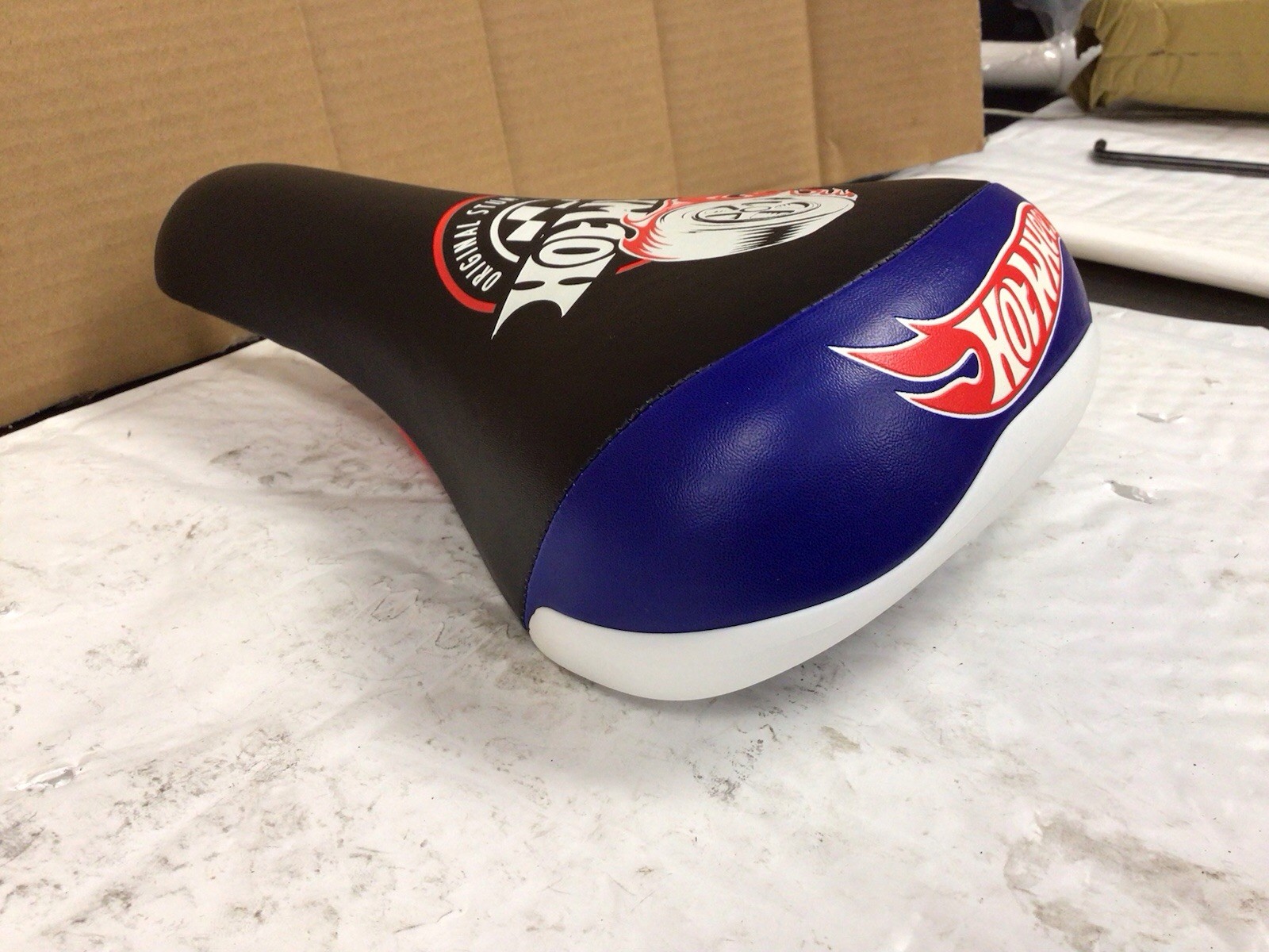 SE Bikes Hotwheels Saddle 165x260mm
