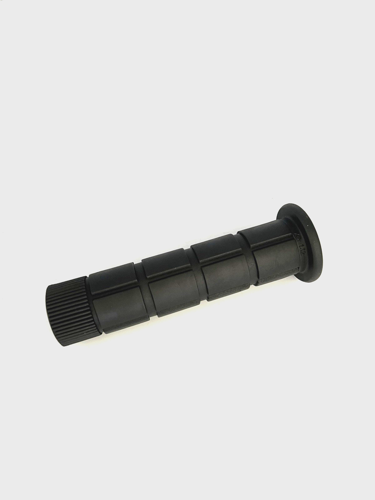 BMX MTB Handlebar Grips Mountain Road Bike Lock Bicycle Hand Grips Pair LOT OF 2