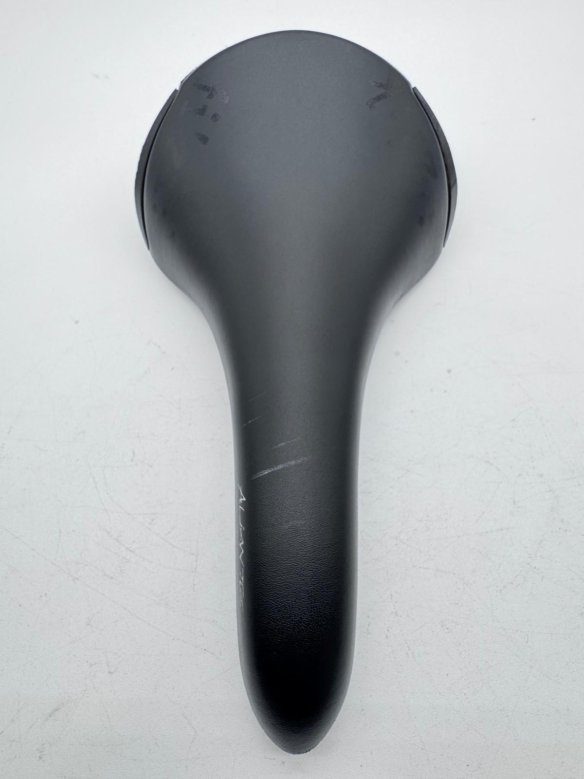 Fizik Aliante Large Saddle Bull Spine Concept Black Italy Made