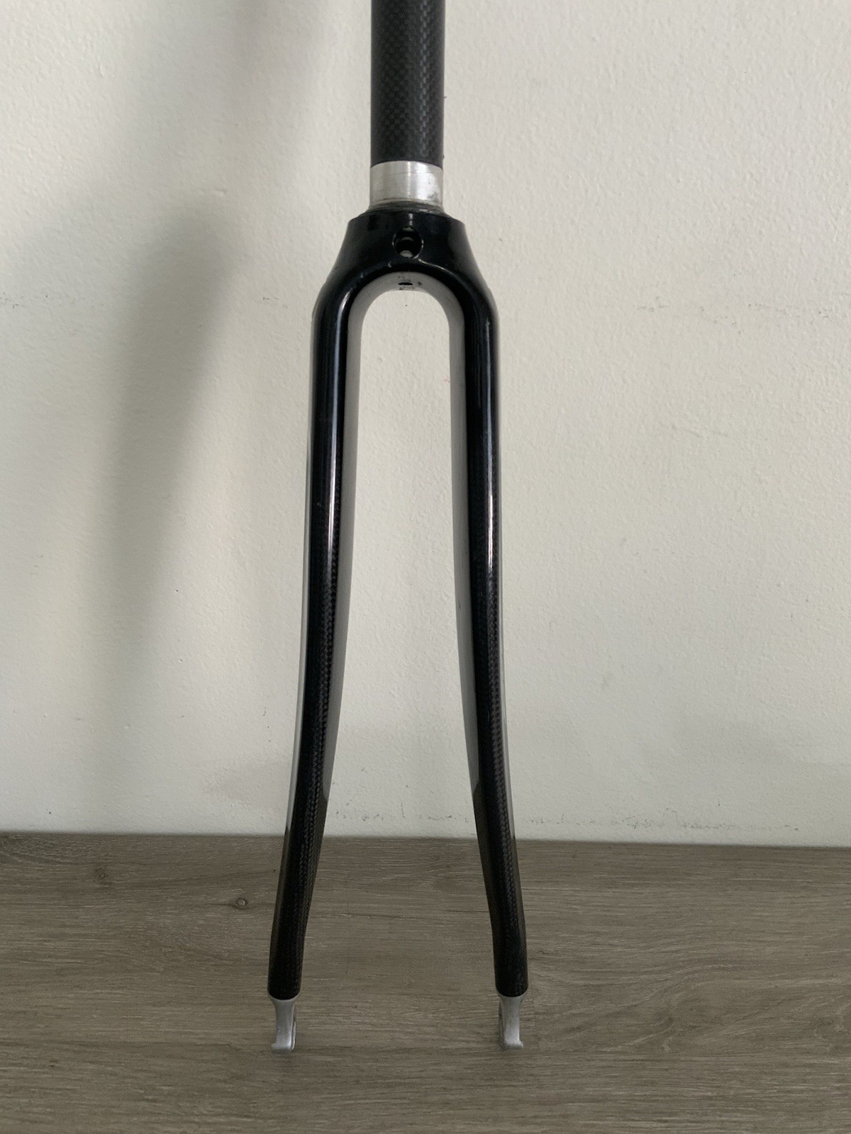 BLACK BLADES CARBON FORK 1 1/8 INCH THREADLESS 700C 295 MM STEERER 570 GRAMS
