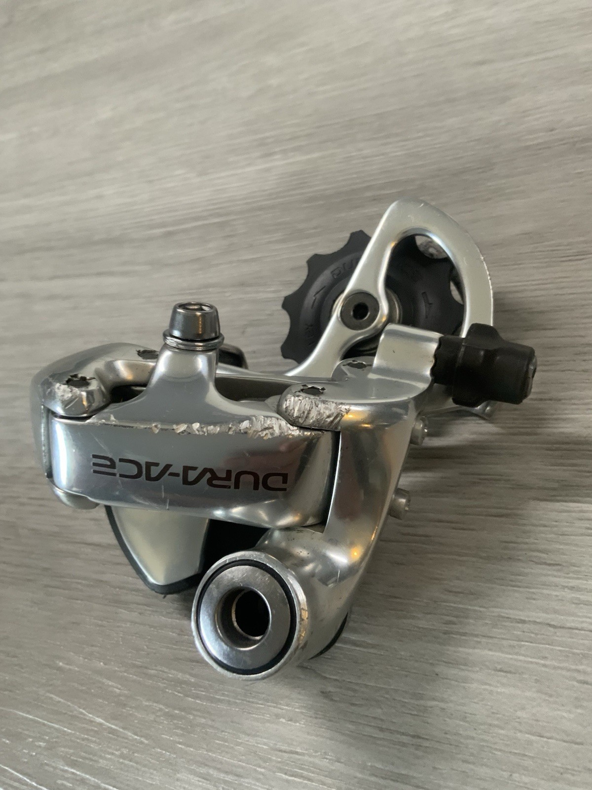 SHIMANO DURA ACE REAR DERAILLEUR 7700 10 OR 9 SPEED