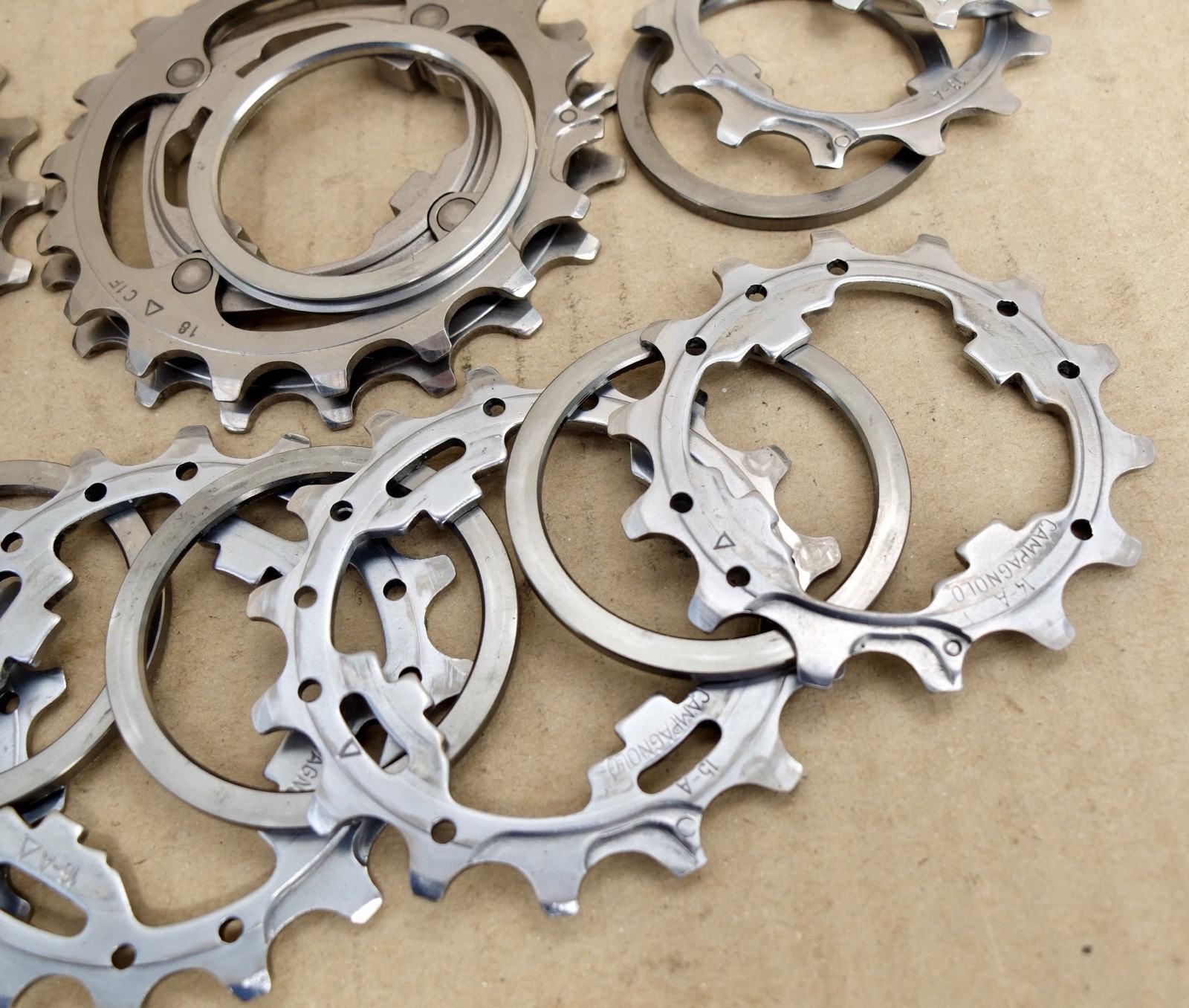 Campagnolo Record 10sp Cassette Ultradrive 12-23TH (Mint Condition)