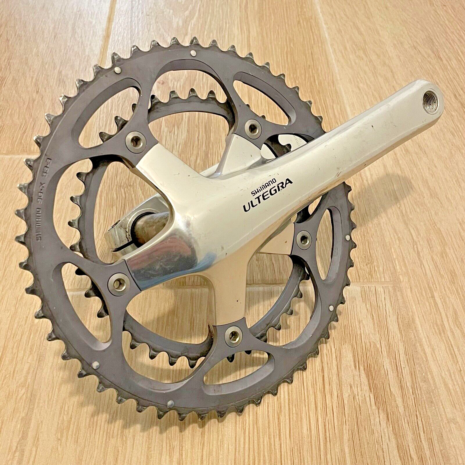 Shimano Ultegra FC-6600 Road Bike Crankset – 175 mm, Double 53-39 Tooth