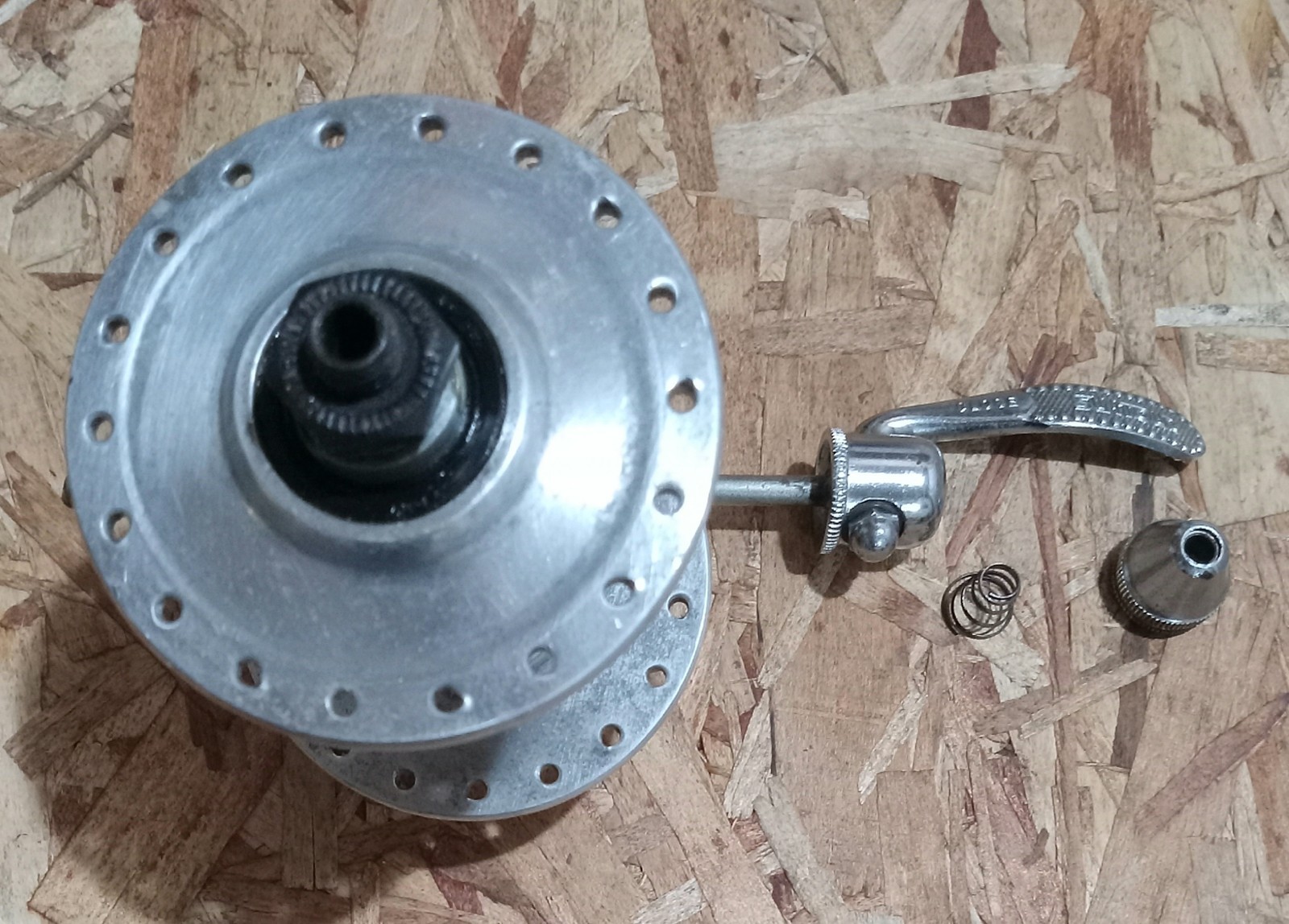 Vintage Suntour 36H XC Sport Front QR Hub