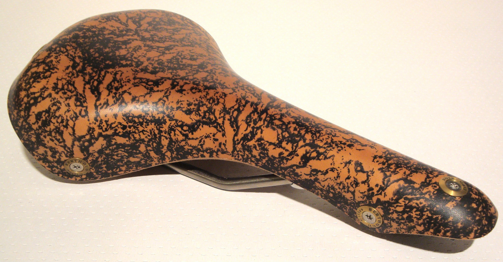 NEW GILLES BERTHOUD SADDLE SEAT GALIBIER CORK MADE IN FRANCE IDEALE BROOKS