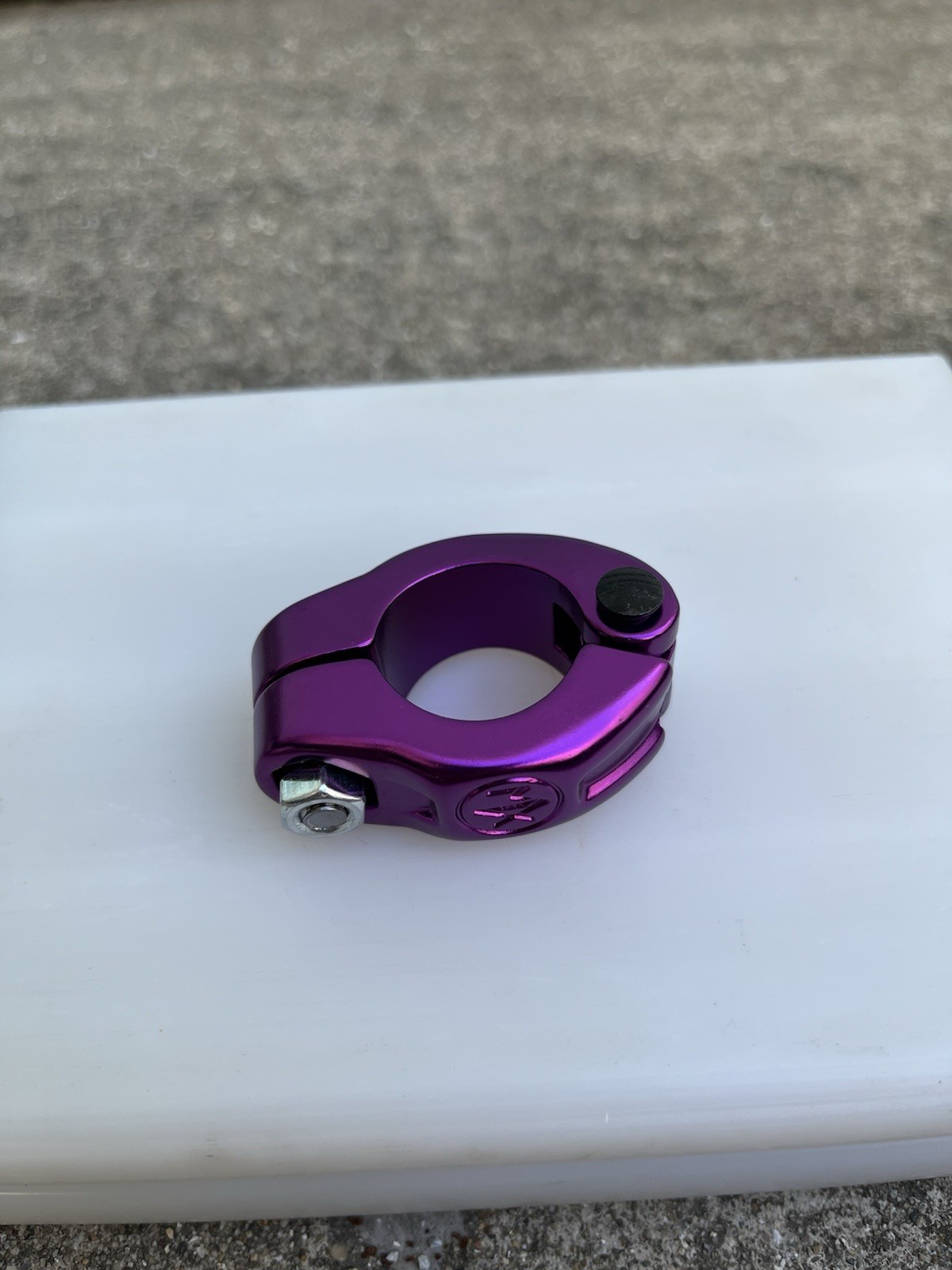 DIA-COMPE MX 1500 HINGED SEAT POST CLAMP 25.4mm 1″ New Bmx Purple Bike