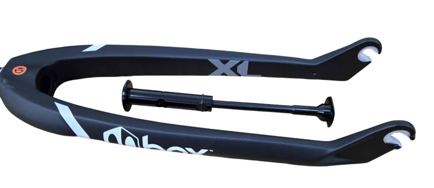 Box ONE XL Pro Lite Carbon Forks 24» 10mm 1 1/8» alloy steerer Black BMX Race