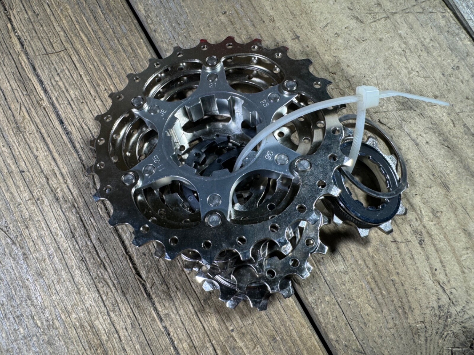 SHIMANO 105 CS-5700 10 Speed Cassette 11-25T 10 Spd USED 11-25 Japan Road Bike
