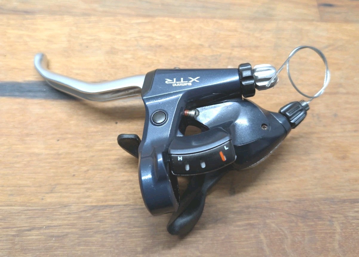 Shimano St-M910 St-M900 Bundle XTR / XT Brake Levers Shifter Retro
