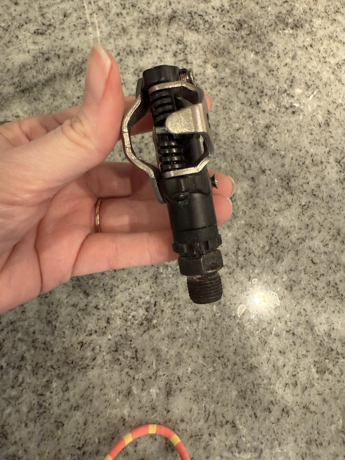 Shimano SPD Pedals PD-M520 Contains Parts as Shown