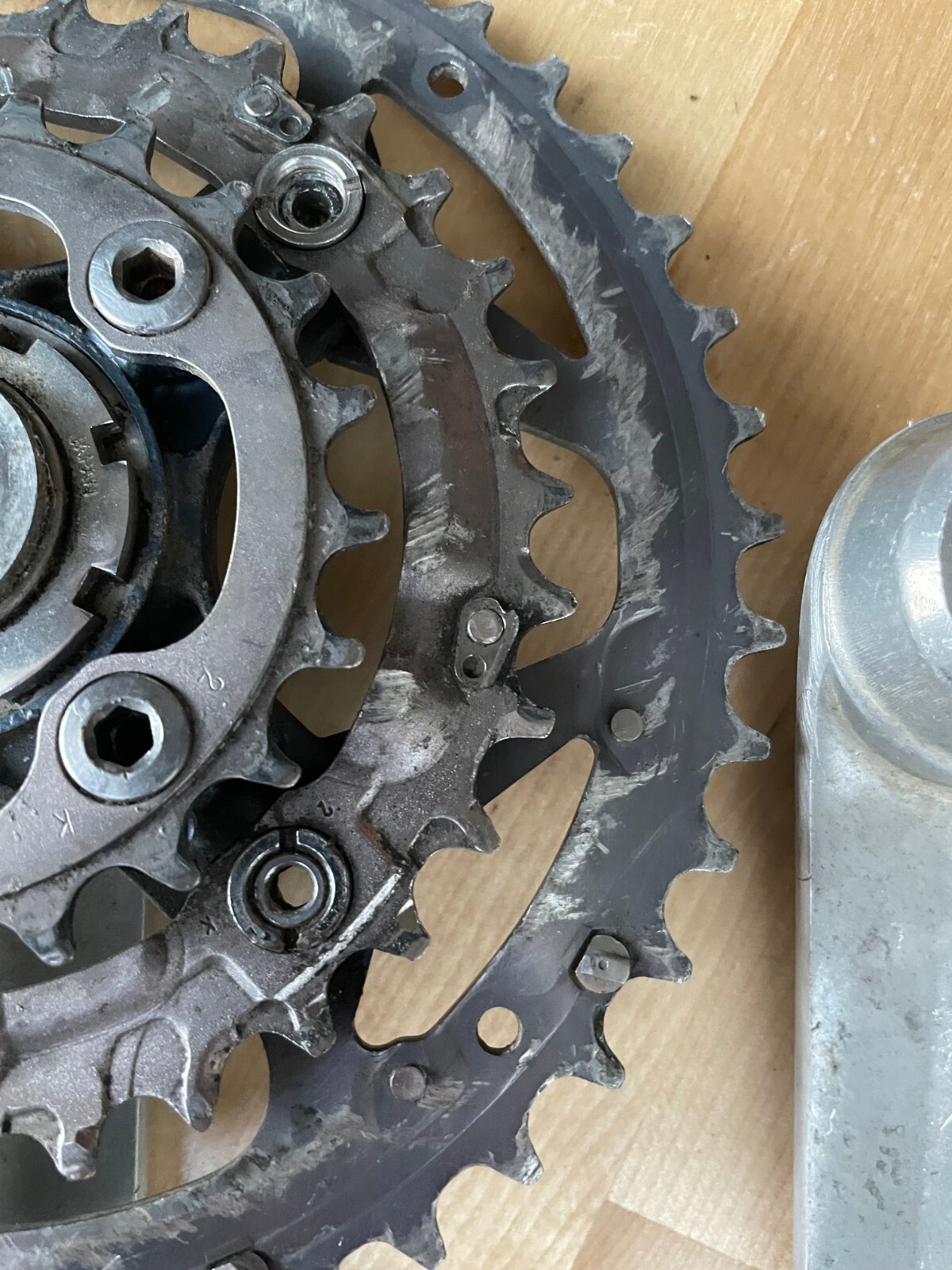 Shimano Deore LX FC-M570 Crankset 175mm 44/32/22t 104/64mm BCD Sq. Taper w/Bolts