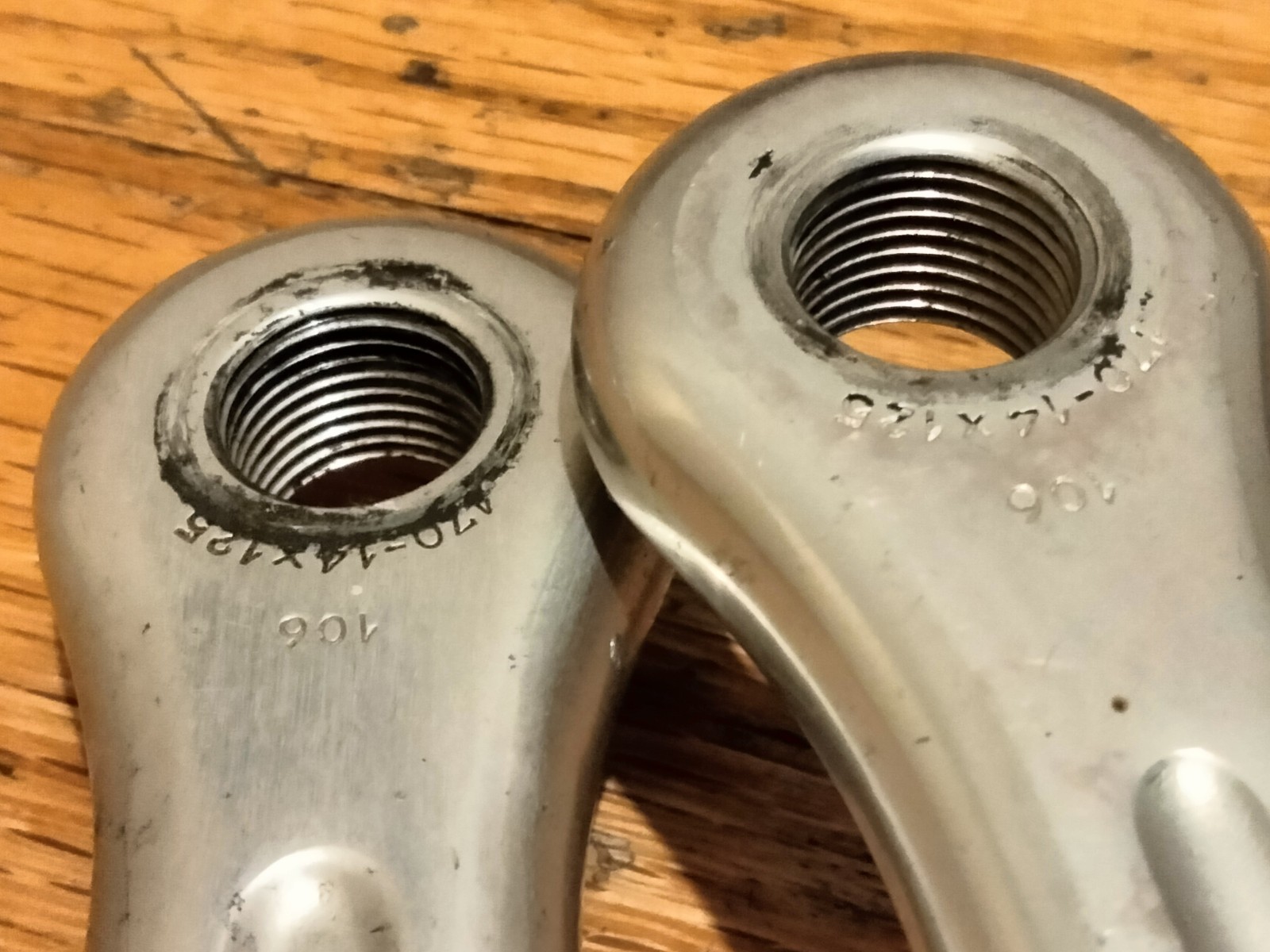 STRONGLIGHT 106 TRIPLE CRANKSET SPIDEL BRANDED 170MM VINTAGE