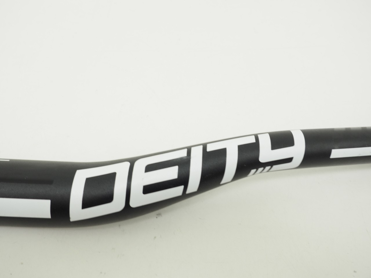 Deity Racepoint 785mm Aluminium MTB Handlebar 35mm Clamp 38mm Rise White
