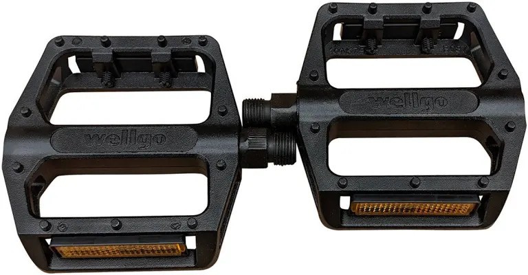 Wellgo B087 BMX Bicycle Pedals 9/16″ Black Platform, Reflective Aluminum