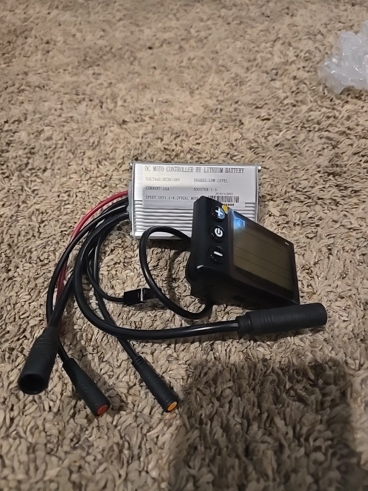 E-bike JN 36V/48V 15A 250W 9 PIN Square wave controller with light wire & Remote