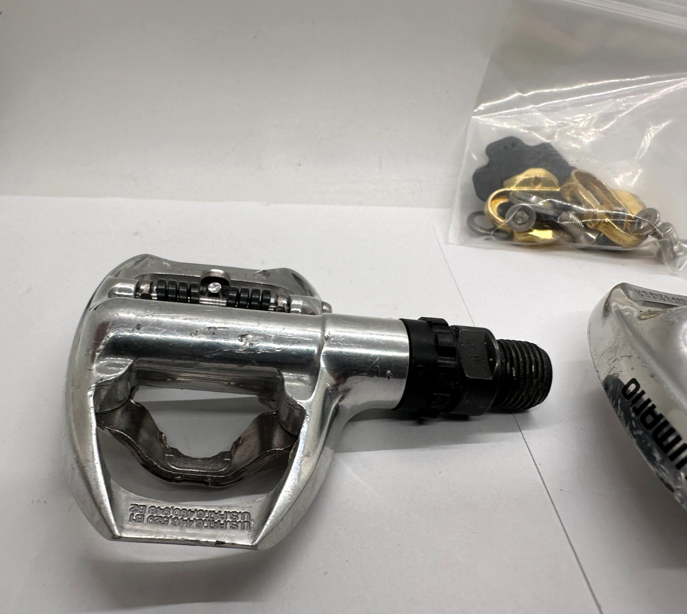 Shimano SPD Cycling Pedals Spinning Mountain Bike PD-A520 MTB Clipless 2 BOLT