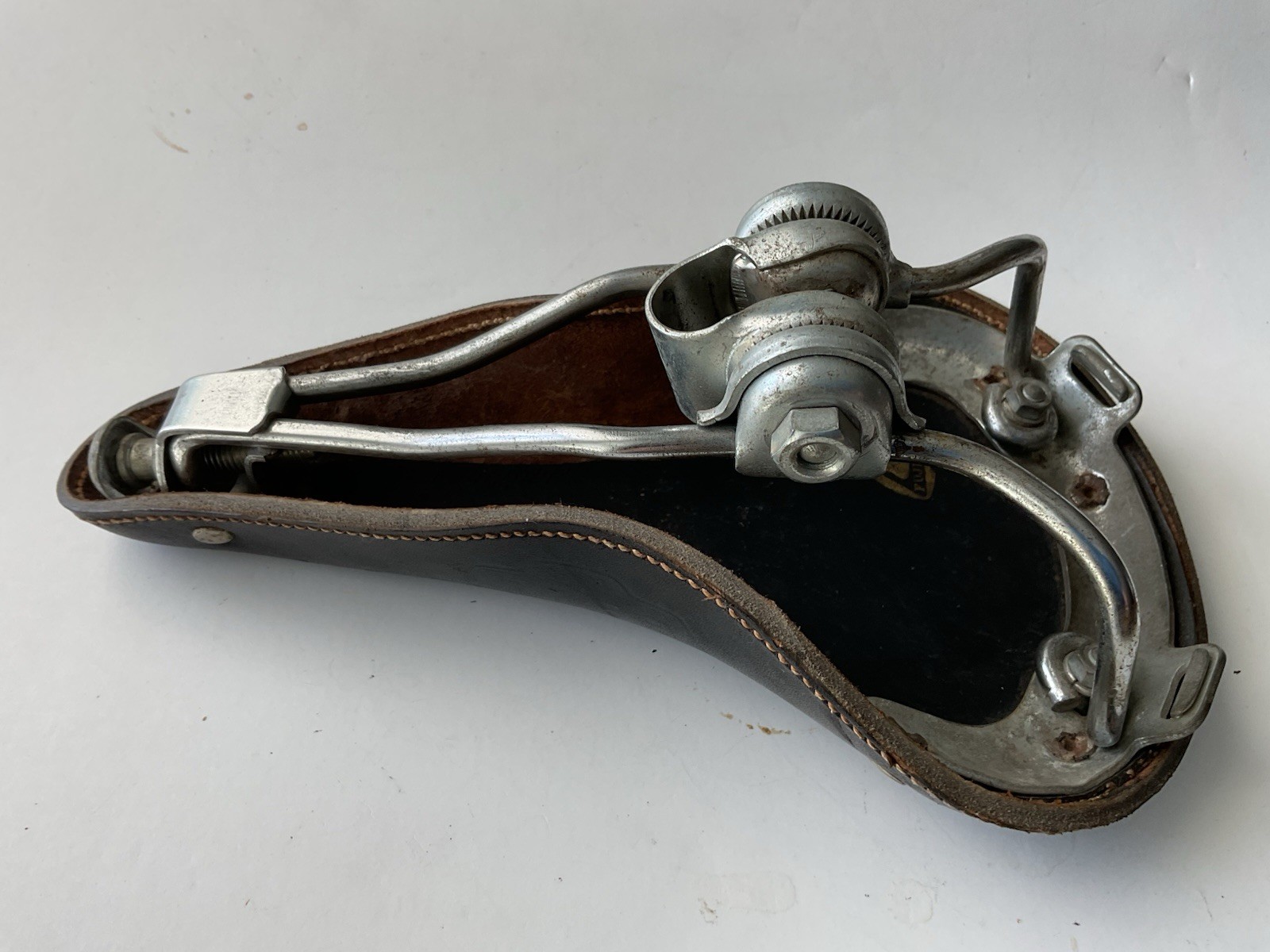 Fuji Belt Leather Saddle Seat Stitched NOS 70’s Vintage Japan Race Road Bike