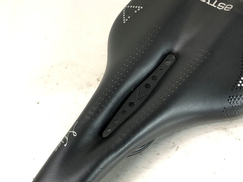ASTUTE Miss Line Saddle Road Bike Racing Performance Lightweight Genuine Used