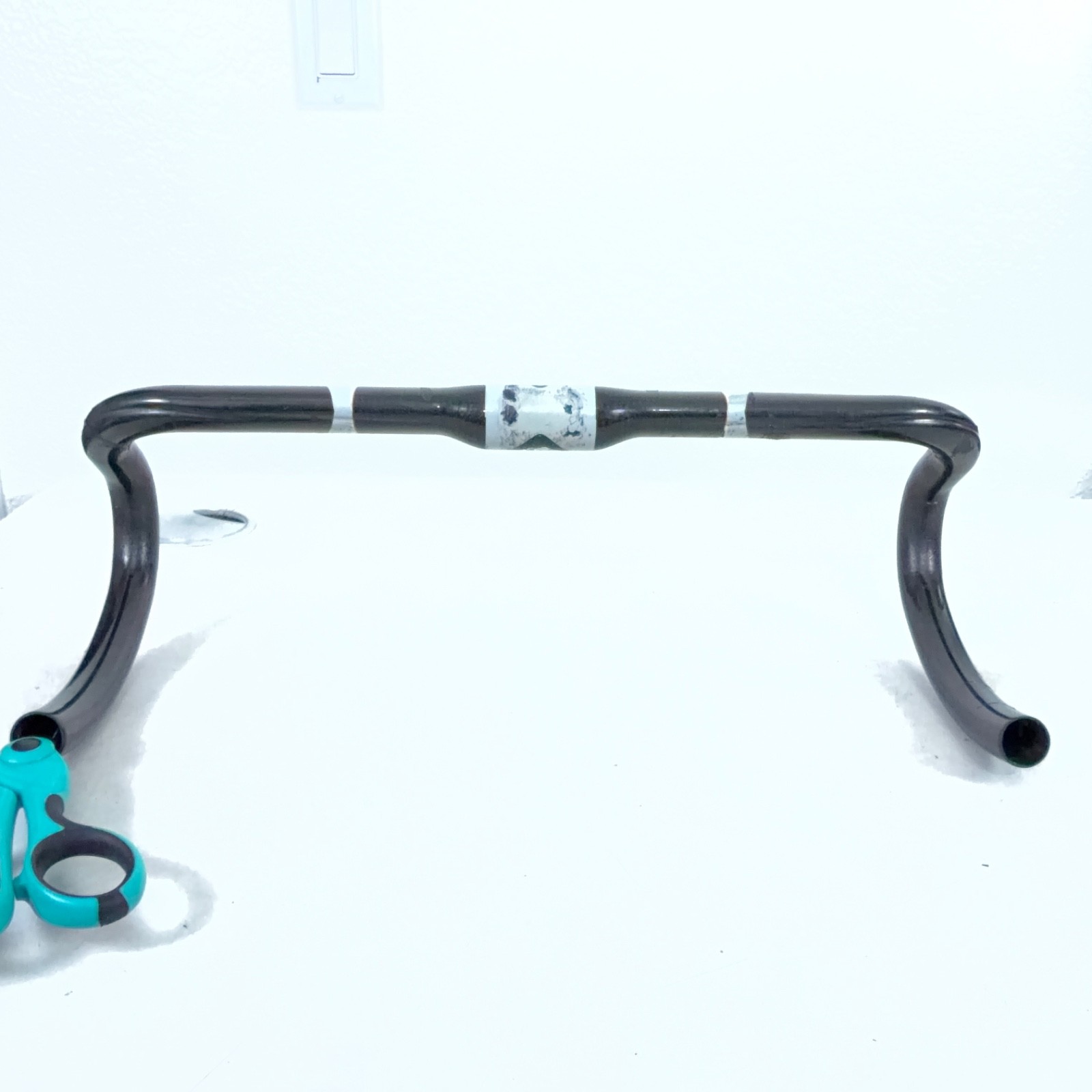 Zeus CAT III 3 Aero Top Drop Bars Ø31.8 44cm C-C Carbon Fiber