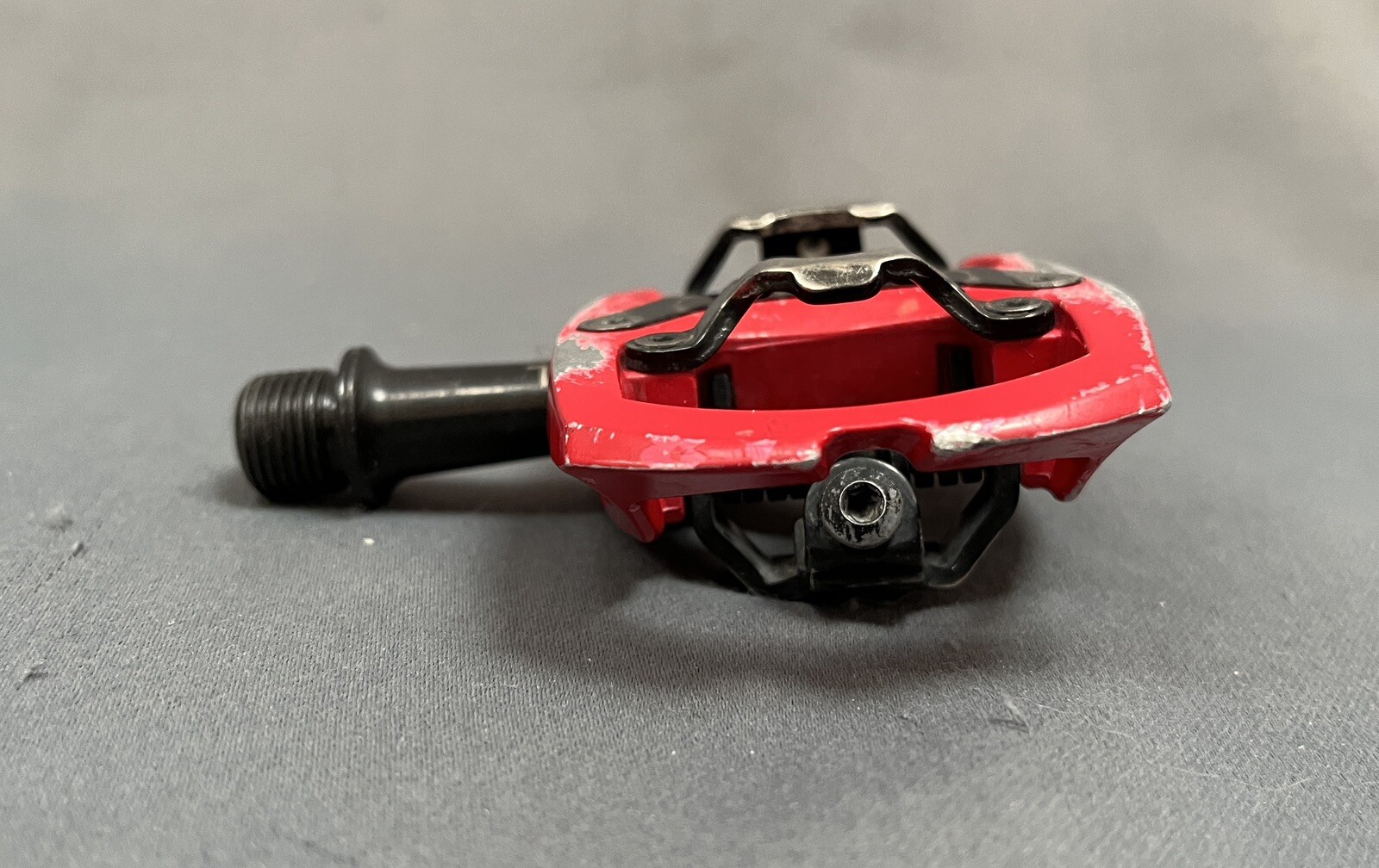 iSSi Trail Pedals MTB Clipless Dual-Sided Entry 9/16″ 400g Red SPD Compatible