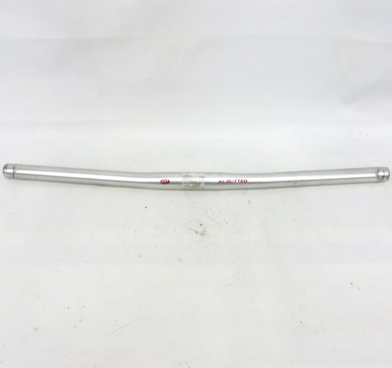 PREMETEC MTB HANDLEBAR Aluminum 560mm 25.4mm 180g Silver 5° Sweep