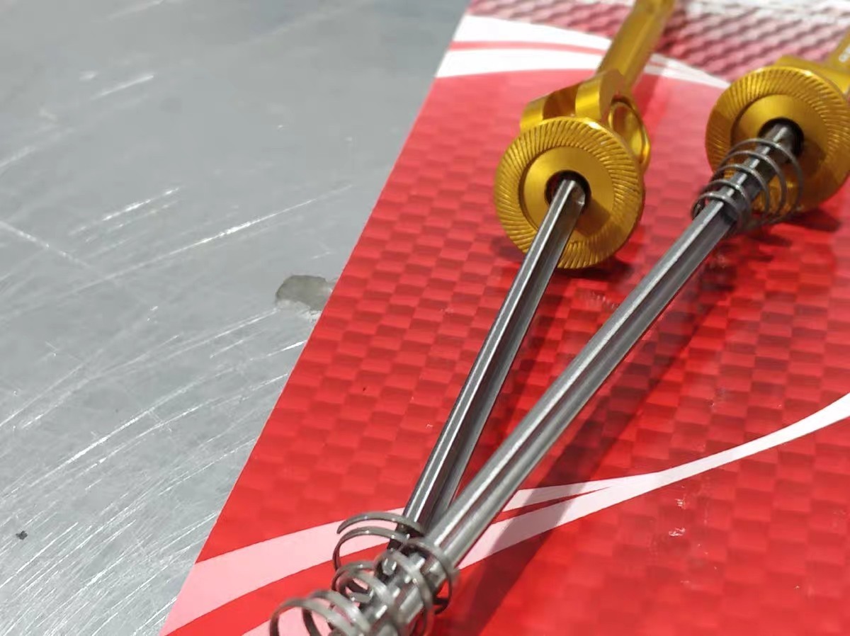Token TK235 Super Lite Titanium MTB QR Skewer Gold 45g