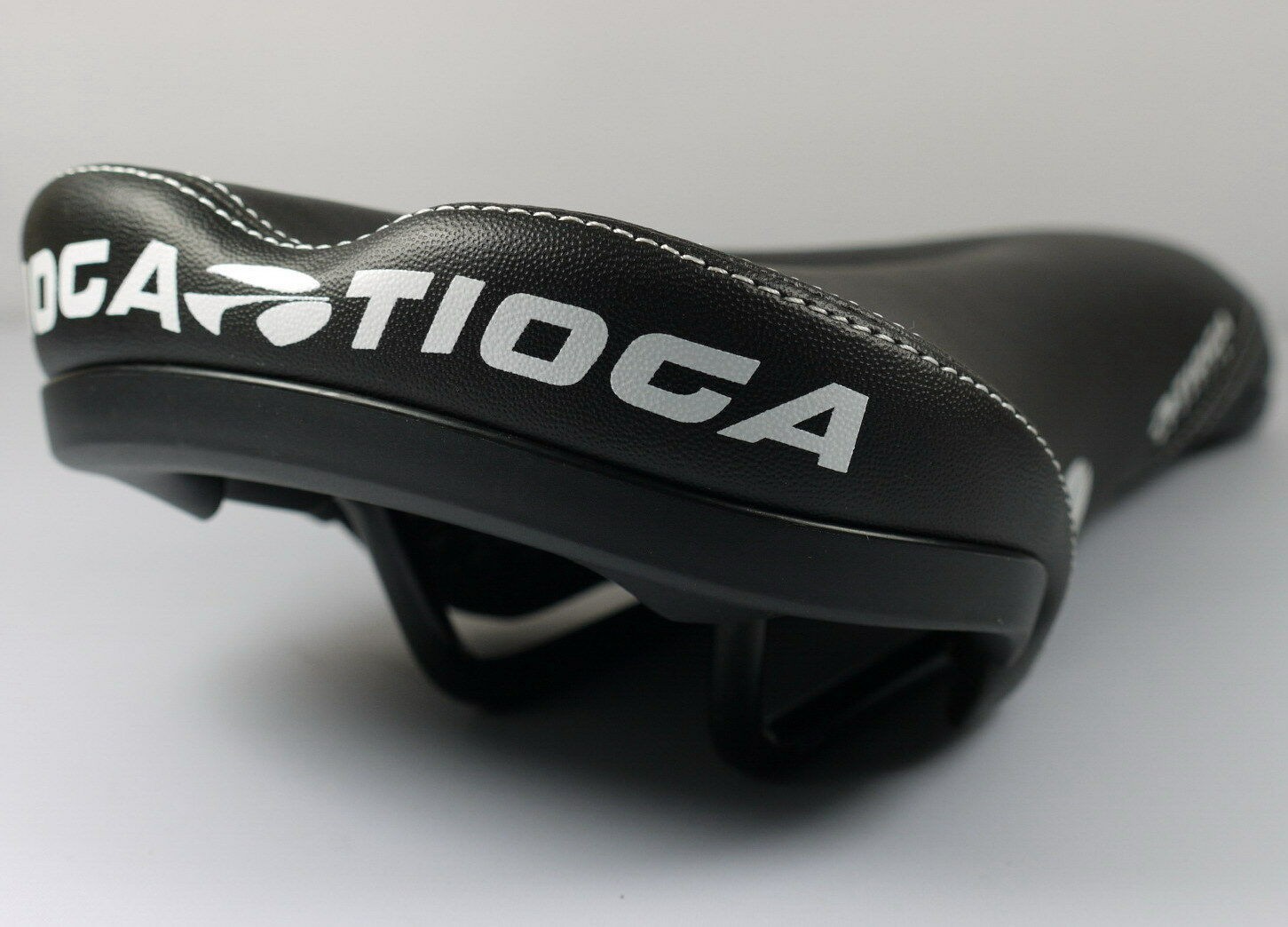NEW TIOGA MC GROOVE SEAT SADDLE MTB OFFROAD FREERIDE 266MM 136MM BLACK