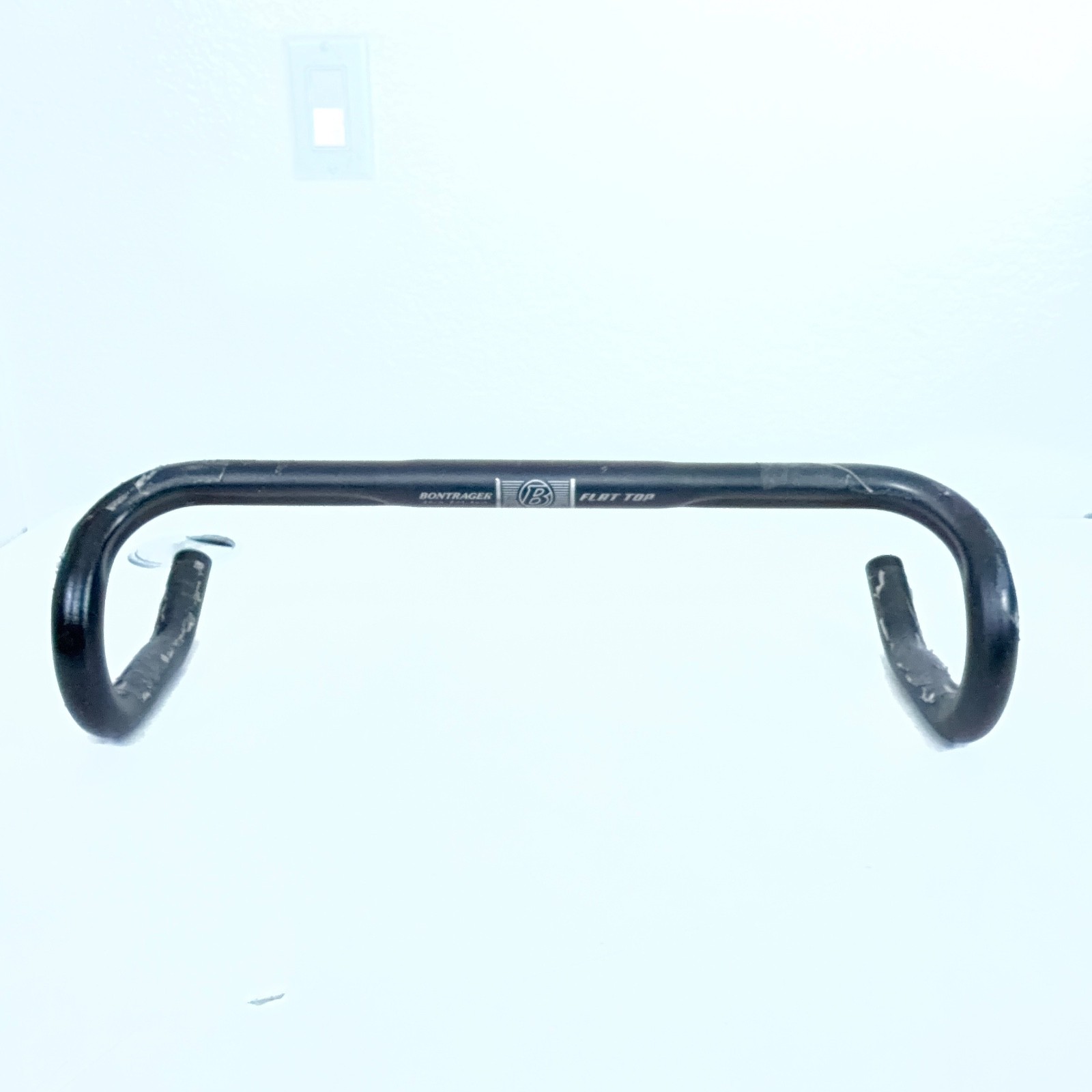 Bontrager Select Anatomic Bend Alloy Road Drop Handlebars Ø31.8/420mm