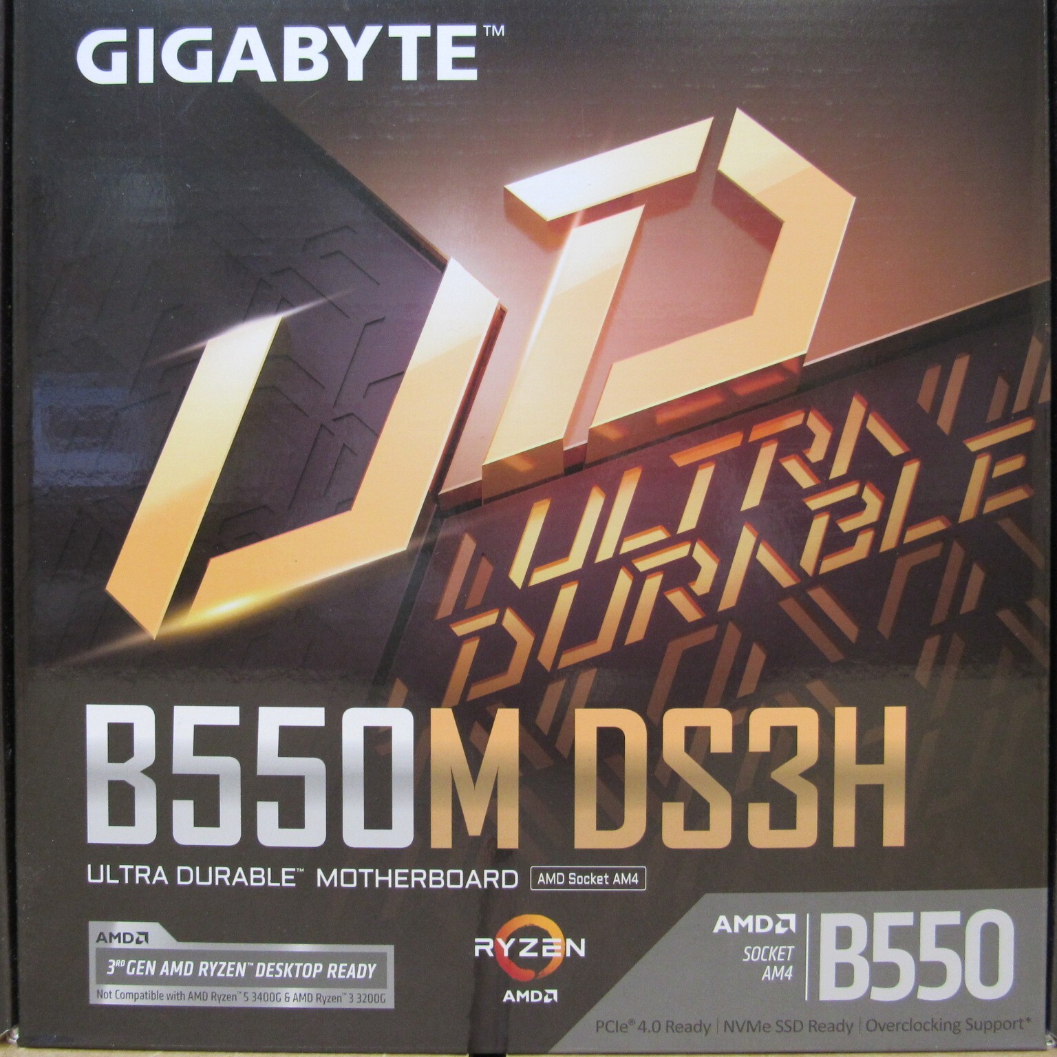 New GIGABYTE UD B550M DS3H Motherboard with AM4 Socket and Micro ATX Form Factor