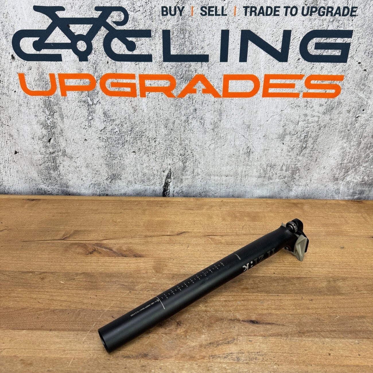 Low Mile! Fizik Cyrano Alloy 31.6 x 330mm 15mm Setback Bike Seatpost 283g