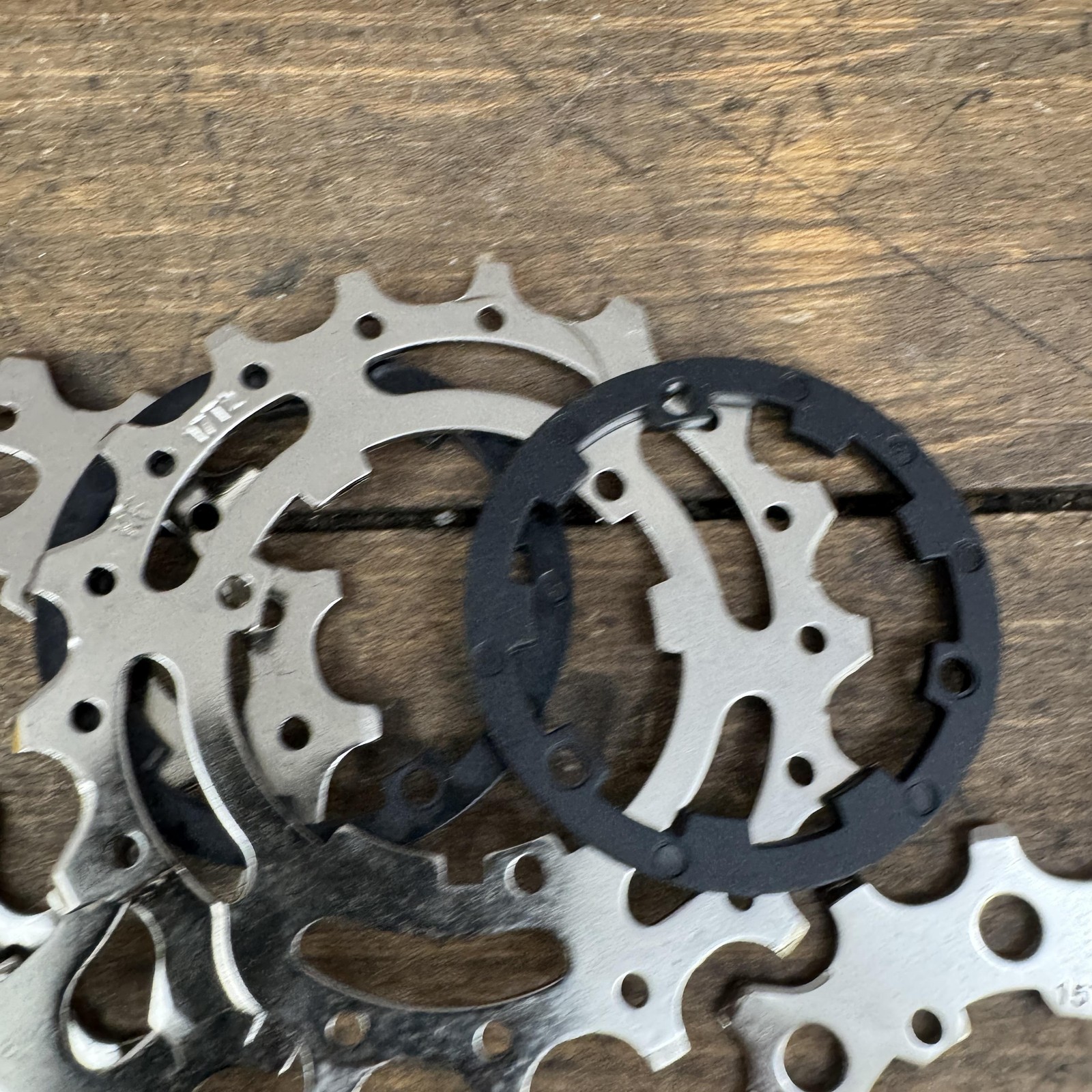 Shimano 105 CS-5700 Cassette 10 Speed 11-25T 25T Silver Road HG 10s Bike