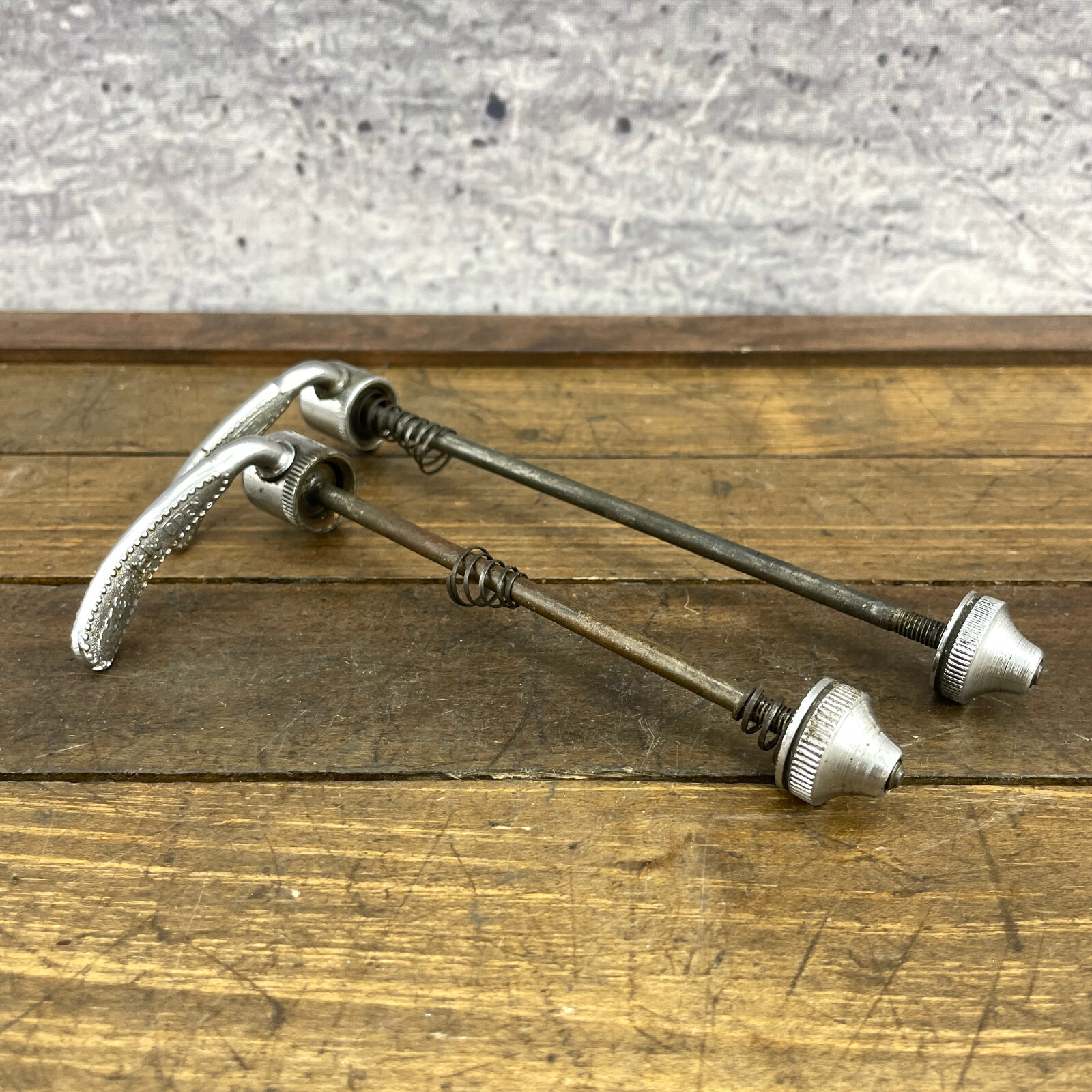 Vintage Cycle Pro Skewers 126 mm 96 mm Italy Quick Release Curved Italy