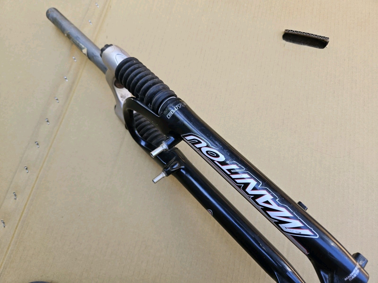 26″ Manitou Six Elite 80mm Mountain Bike Front Fork 1-1/8″ Steerer Disc V Brake