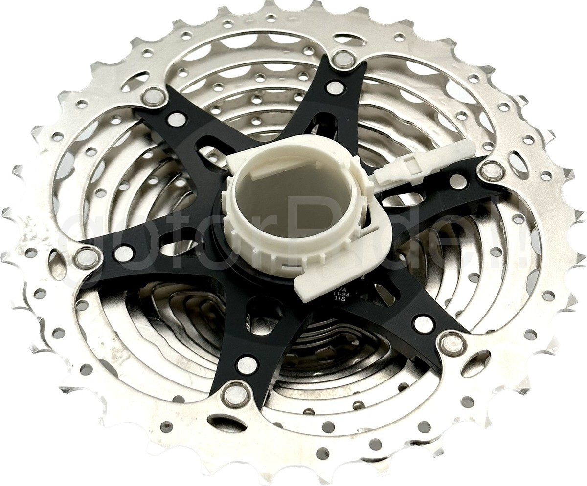 Shimano 105 R7000 CS-HG700-11 11-34T Cassette 11 speed Road Bike New Retail Box