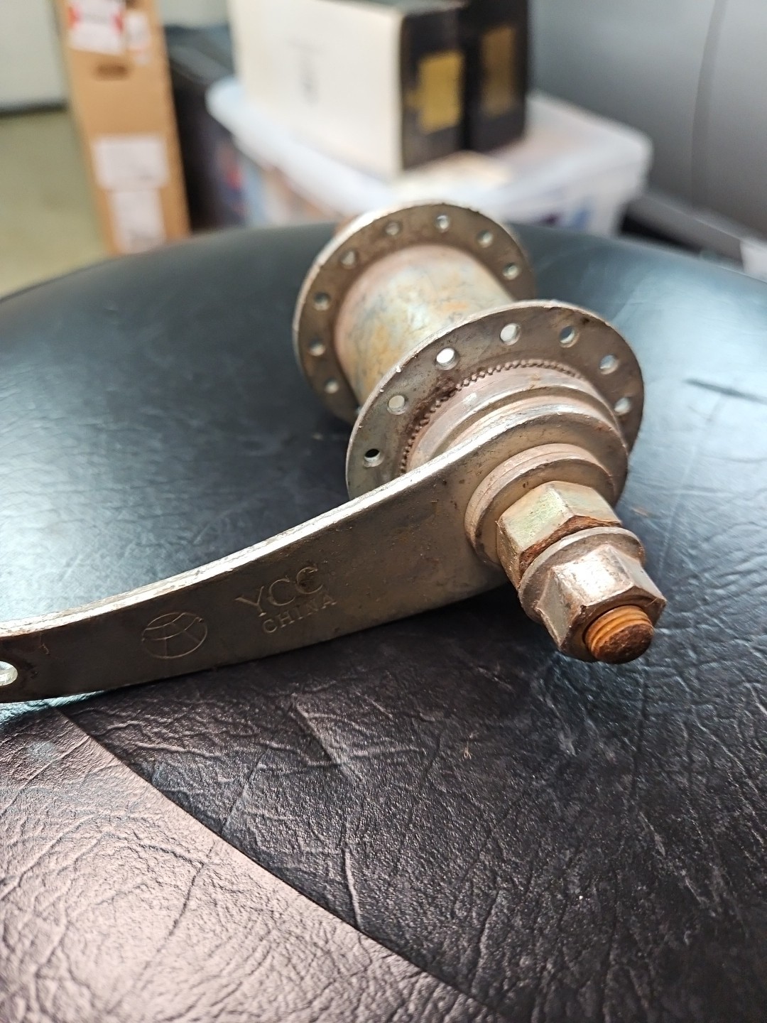 BMX REAR COASTER BRAKE HUB YCC CHINA 28H