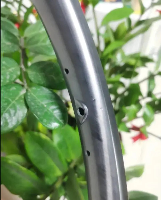 29er MTB Bicycle Asymmetric Carbon Rim 20mm Depth Tubeless UD Finish Paintless