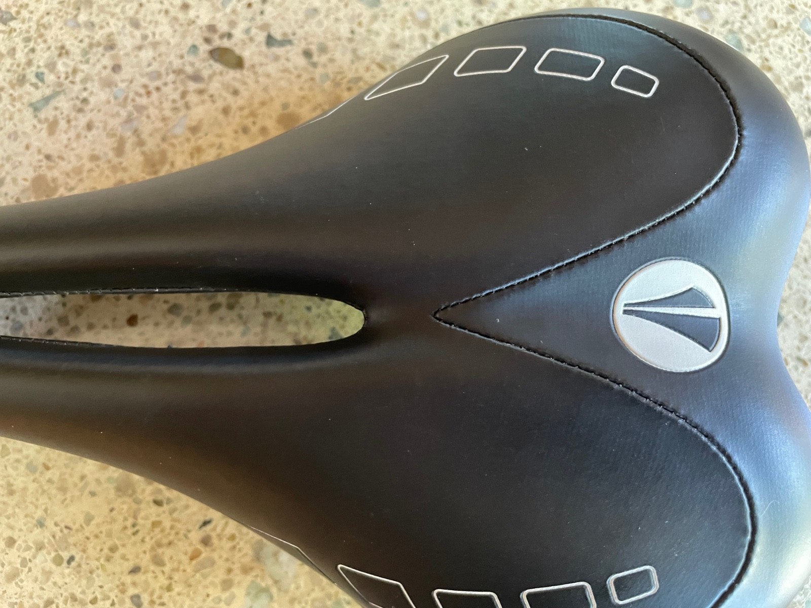 SDG Allure 265x143mm Bicycle Bike Saddle Black/White