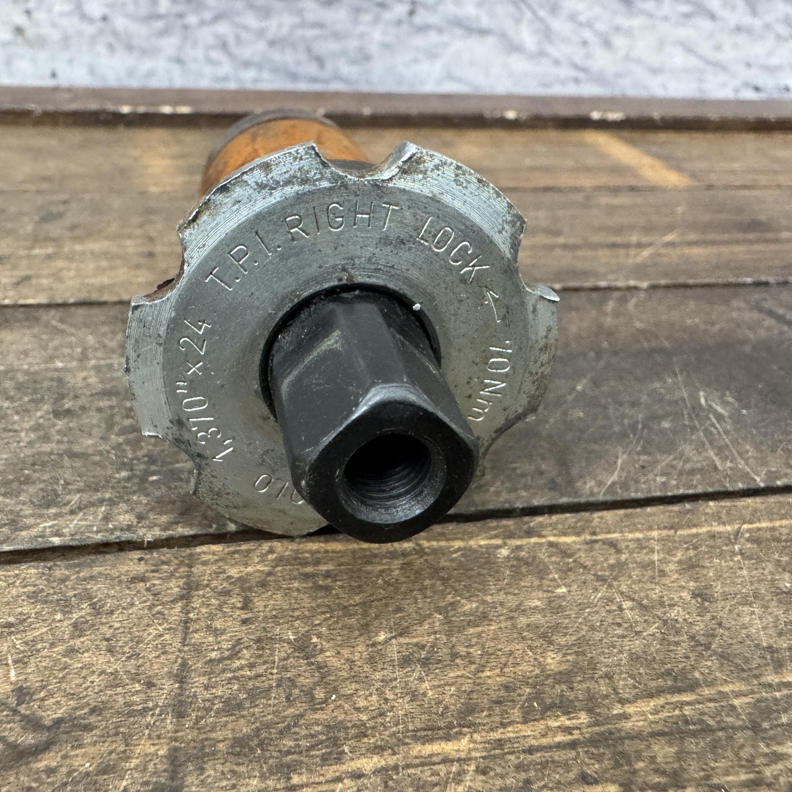 Campagnolo Square Taper Bottom Bracket 1.370×24 TPI English Thread BB BSA