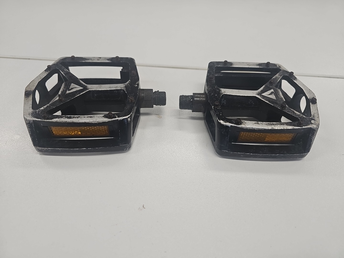 Alloy MTB Downhill Flat Pedals Very Light And Cheap
