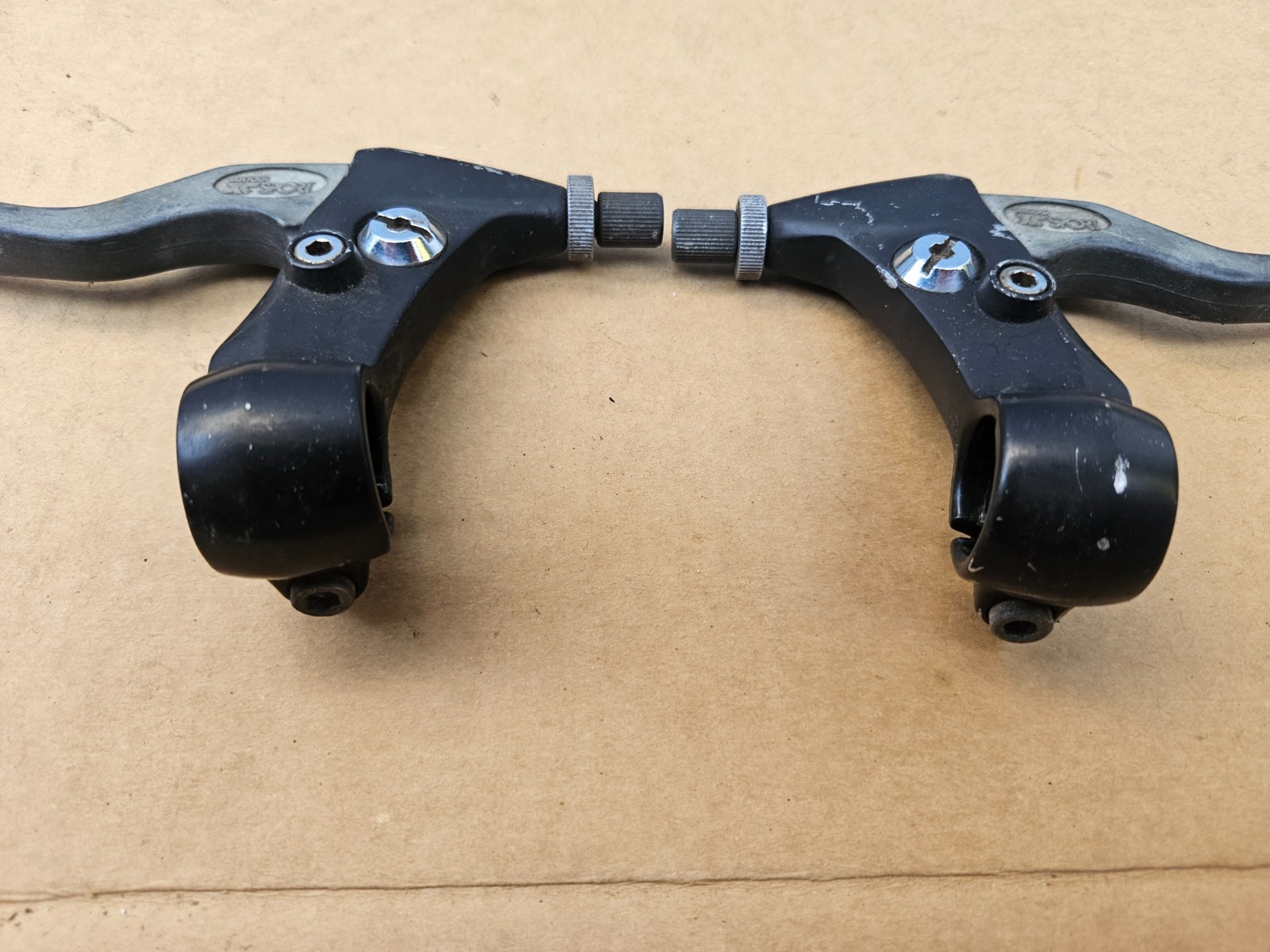 Vintage 80s Suntour XC Sport Mountain Bike ATB Brake Levers 4-finger Japan