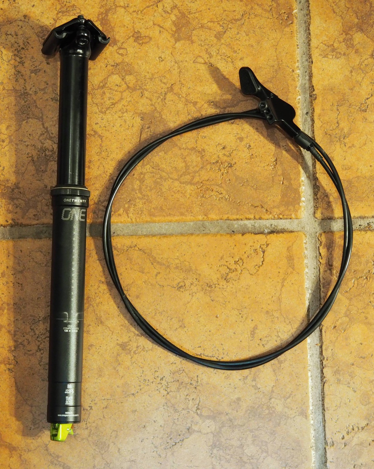 OneUp Components V2 Dropper Seatpost, 30.9mm diameter, 120mm travel, with Remote