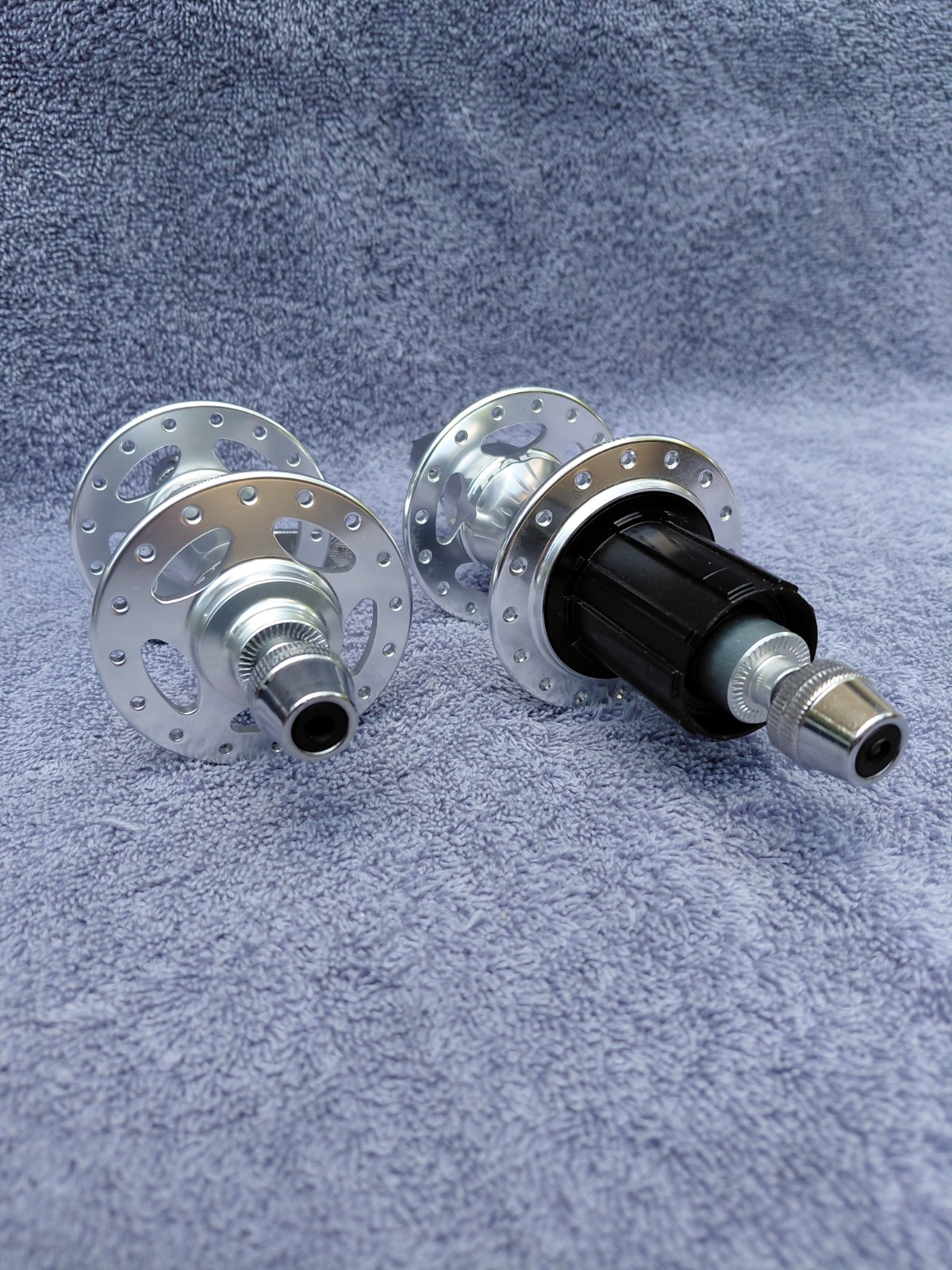 NEW Halo Retro 6-Drive / Retro RO High-Flange Hubset / J-Bend / Polished