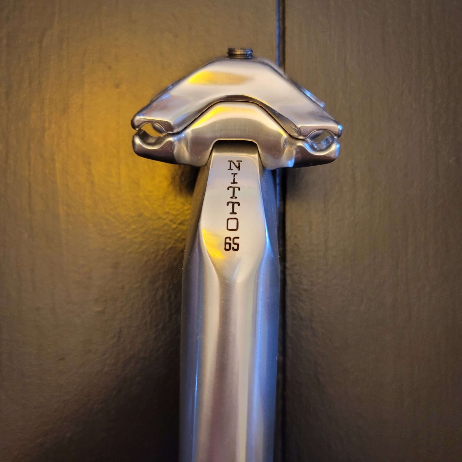 Nitto Crystal Fellow S65 Seat Post – Silver 27.2mm x 250mm