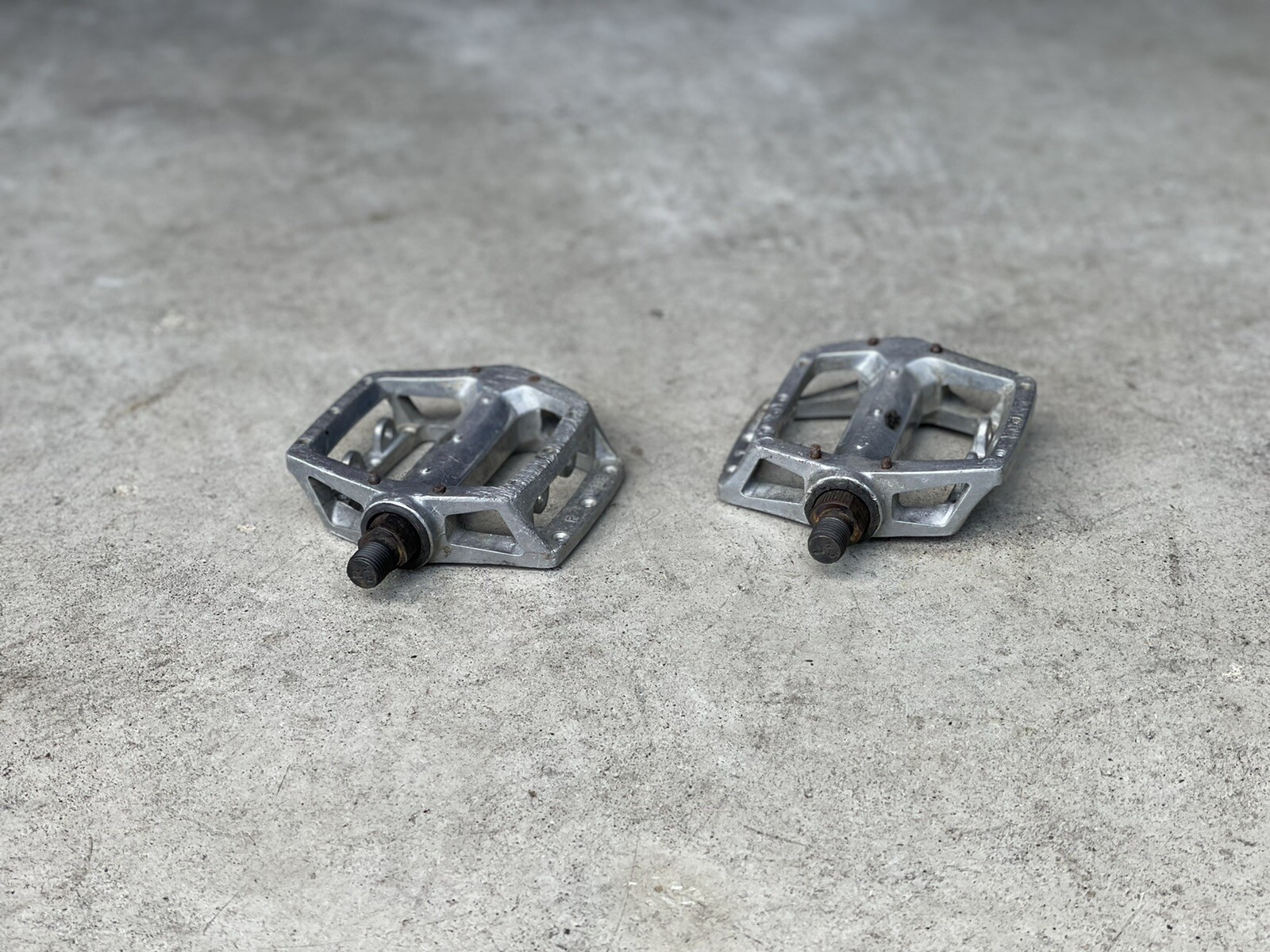 Vintage DK BMX Pedals – Aluminum Flats – Platforms – Mtb Bmx Klunker 1/2”