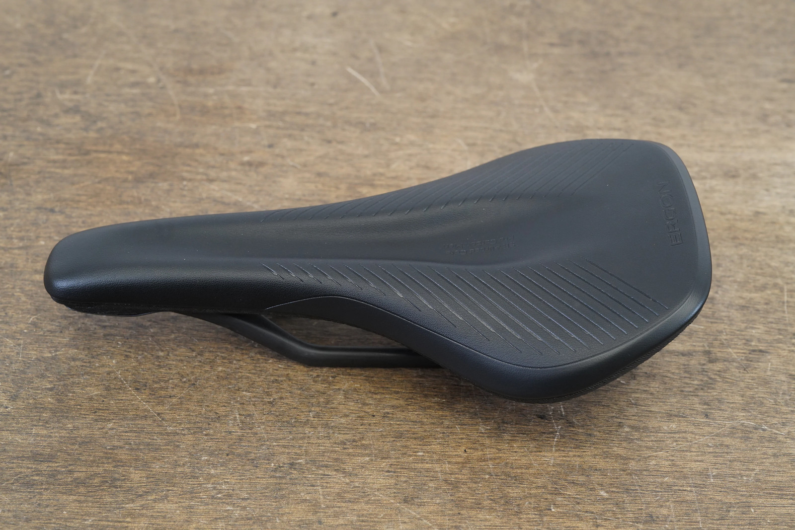 NEW TAKE-OFF 140mm Ergon SR Allroad Core Pro Carbon Rail Road Saddle 203g
