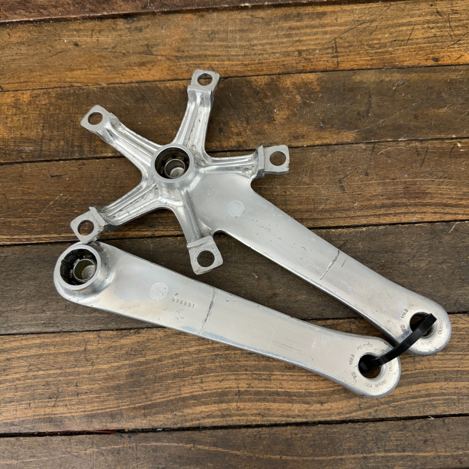 Shimano Dura Ace FC-7700 Crank Set 172.5 mm Octalink One Key 130 BCD Vintage